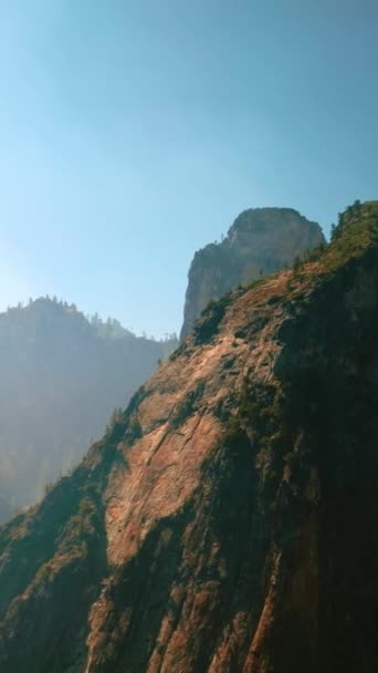Picturesque Rock Yosemite National Park California Usa Beautiful Mountain Some — Stock Video