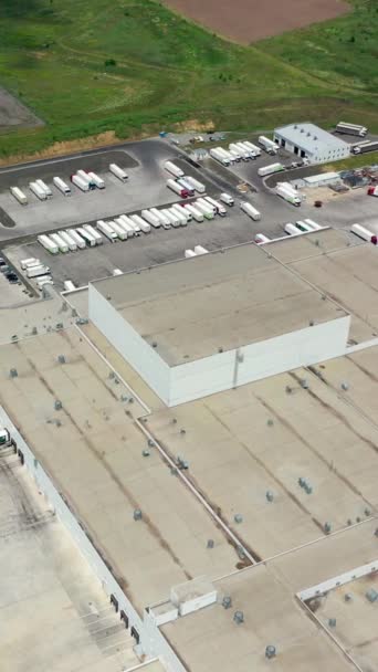 Luchtfoto Van Industriële Pluimveehouderij Het Land Moderne Fabriek Aan Buitenkant — Stockvideo