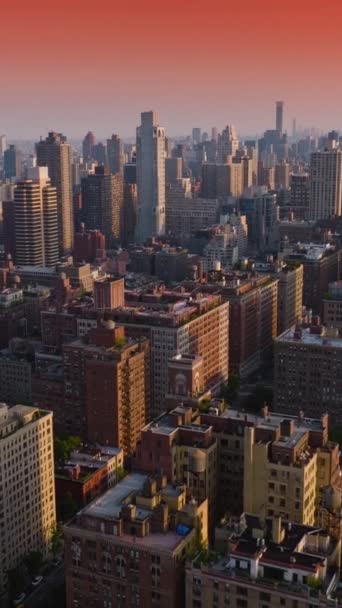 Wspaniała Różowa Panorama Miasta Architektura Nowego Jorku Pięknym Wschodzie Słońca — Wideo stockowe