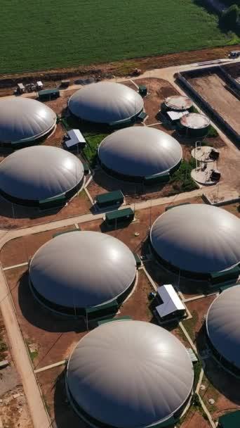 Cime Rotonde Grigie Serbatoi Combustibile Impianto Biogas Produzione Biologica Energia — Video Stock