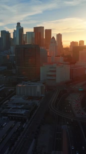 Vynikající Scenérie Los Angeles Centru Města Večer Dálnic Rychle Pohybují — Stock video