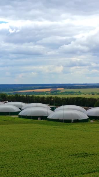 Innovativ Biogasanläggning Jordbruk Och Växthuskomplex Med Egen Biogasproduktion Ekologisk Gård — Stockvideo