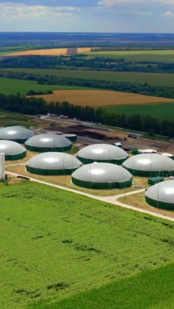 Biogas 자연에서 바이오 생산을위한 혁신적인 시골에서 가스의 유기농 비디오 — 비디오