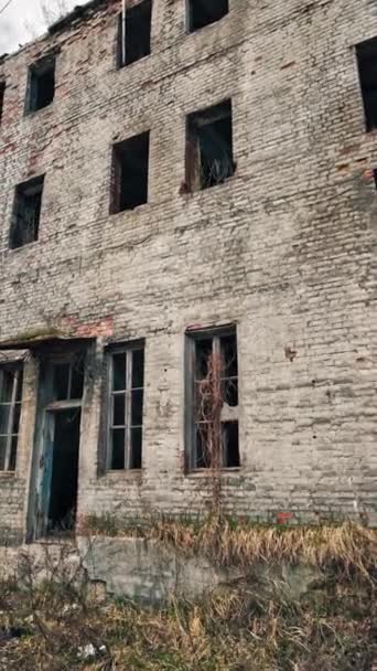 Abandoned Factory Ruins Very Heavily Polluted Industrial Factory Vertical Video — Stock Video