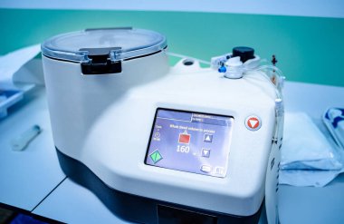 Hastane tıbbi modern laboratuarı. Yeni teknoloji tıp ekipmanları.