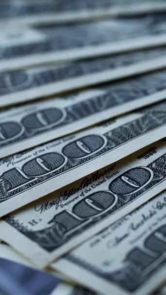 Latar Belakang Dolar Dengan Rotasi Uang Seratus Dolar Tagihan Berputar — Stok Video