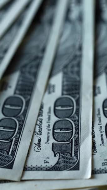 Yüz Dolarlık Zengin Bir Geçmişi Var Amerikan Parası Yavaşça Dönüyor — Stok video