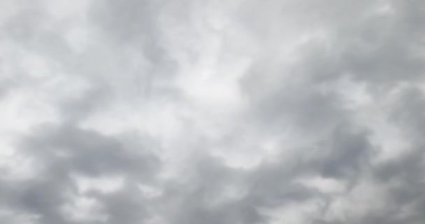 Δραματικό Σύννεφο Που Σχηματίζεται Στον Ουρανό Βροχερά Σύννεφα Κινούνται Στην — Αρχείο Βίντεο
