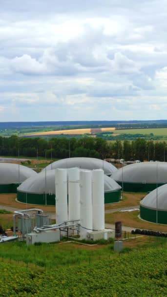 Impianto Biocarburante Biologico Campo Verde Moderno Impianto Biogas Tra Natura — Video Stock