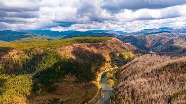 Pandangan Spektakuler Pegunungan Dan Sungai Padang Gurun Oregon State Amerika Stok Foto