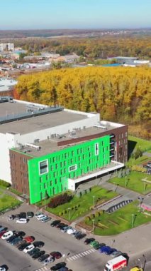 Yukarıdan gelen sanayi fabrikası