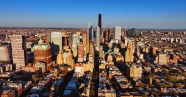 New York şehir binaları hava manzaralı. Amerikan metropol mimarisi.