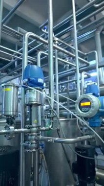 Süt ürünleri üretim tesisi. Süt ürünleri üretimi için modern fabrika