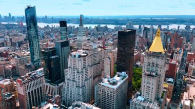 Metropolitan Hayat Sigortası Şirketi binaları. New York, ABD manzarasına hava perspektifi.
