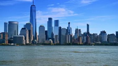 Hudson Nehri 'nin karşısındaki muhteşem Manhattan' a bakın. Jersey City 'den New York' a.