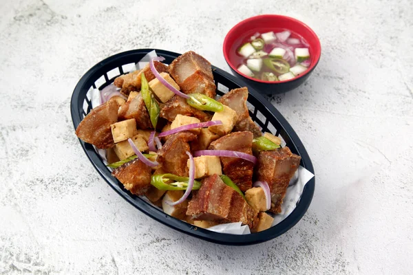 Photo Freshly Cooked Filipino Food Called Tokwa Baboy Fried Tofu Stock Picture