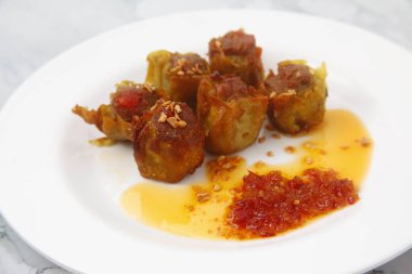 Taze pişmiş domuz siyomai ya da hamur köftesi fotoğrafı..