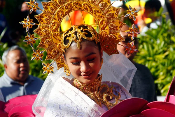 Antipolo City Filipinas Mayo 2023 Desfile Baile Callejero Con Coloridos —  Fotos de Stock