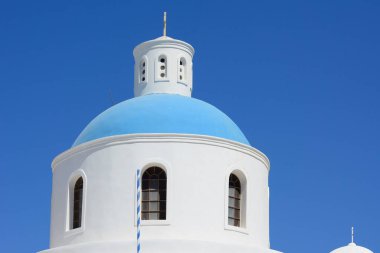 Mavi Kubbe Kilisesi Santorini, Yunanistan.