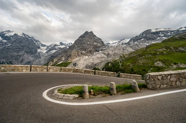 Stelvio Pass 意大利东部阿尔卑斯山中最高的通行证 — 图库照片