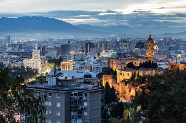  Malaga, İspanya - Şehrin manzarası.