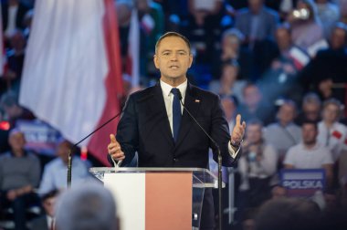 Karol Nawrocki. 2025 seçimlerinde Polonya Cumhuriyeti cumhurbaşkanlığı için aday gösterildi. Lodz, 27 Nisan 2024, Polonya