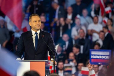 Karol Nawrocki. 2025 seçimlerinde Polonya Cumhuriyeti cumhurbaşkanlığı için aday gösterildi. Lodz, 27 Nisan 2024, Polonya