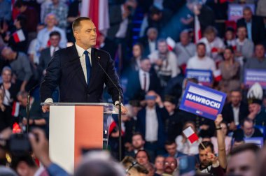 Karol Nawrocki. 2025 seçimlerinde Polonya Cumhuriyeti cumhurbaşkanlığı için aday gösterildi. Lodz, 27 Nisan 2024, Polonya