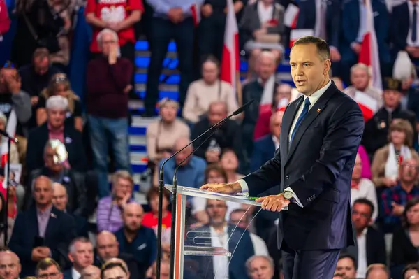 Karol Nawrocki. 2025 seçimlerinde Polonya Cumhuriyeti cumhurbaşkanlığı için aday gösterildi. Lodz, 27 Nisan 2024, Polonya