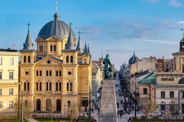 Lodz şehri, Özgürlük Meydanı manzarası. Lodz, Polonya.