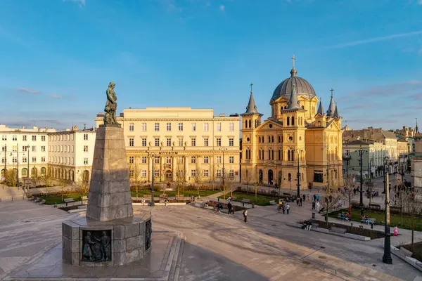 Lodz şehri, Özgürlük Meydanı manzarası. Lodz, Polonya.