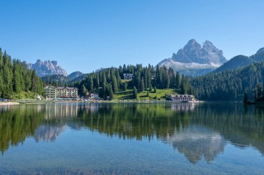  Dolomitler, İtalya 'da Lago di Misurina