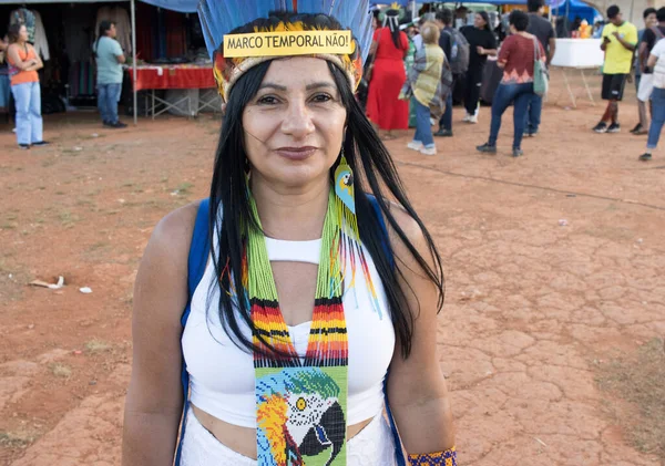 Brasilia Brésil Juin 2023 Des Amérindiens Différentes Tribus Brésiliennes Descendent — Photo