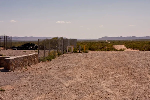 stock image Land that be designated for Colonias in Southeast El Paso, Texas near the border with Mexico in Ciudad Juarez