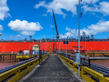 Belem, Para, Brezilya, 14 Ekim 2013 Belem 'deki Miramar Liman Terminali, Para Nehri üzerinde sıvılaştırılmış benzin ve petrol taşımacılığını yürüten.