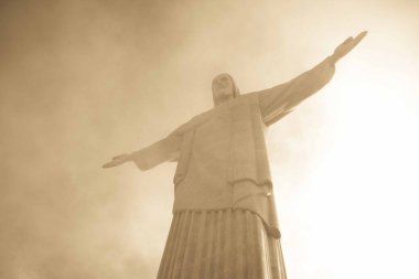 Rio de Janeiro Brezilya, 4 Mart 2012 Rio de Janeiro 'daki Kurtarıcı heykeli, bulutlarla kaplı. 