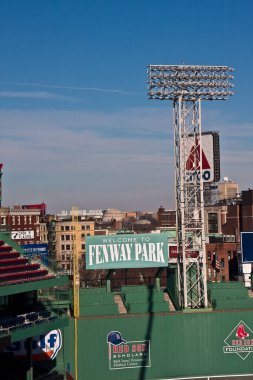Boston, MA, ABD 10 Ocak 2010 Fenway Park 'taki ünlü Yeşil Canavar