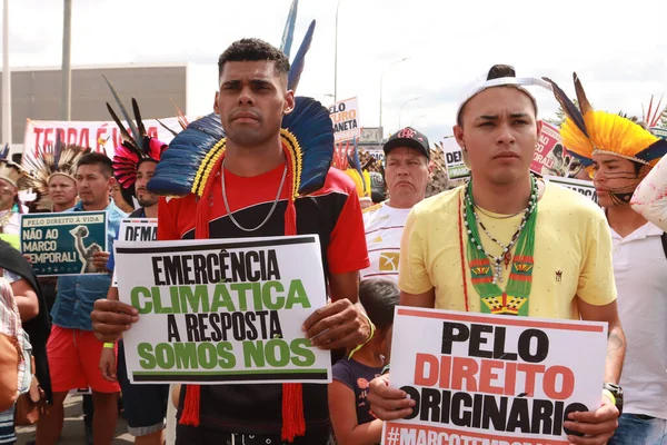 Brasilia Brasile Agosto 2023 Indigeni Indigeni Provenienti Diverse Parti Del — Foto Stock