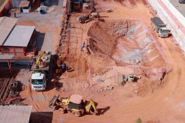 Brasilia, Brezilya, 5 Haziran 2024 İnşaat Noroeste, Brasilia 'nın 311. Bloğundaki Yeni Apartman Binası' nın zemin çalışması üzerine