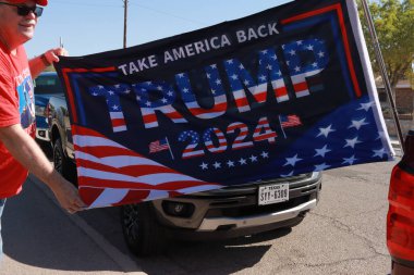 El Paso, Teksas 28 Eylül 2024 Album Park 'taki Trump Destekçileri El Paso' nun doğu yakasında, eski başkana desteklerini gösteriyorlar. 