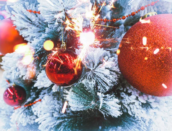 Weihnachten Und Neujahr Urlaub Hintergrund Selektive Fokus Foto Mit Tannenzweig — Stockfoto