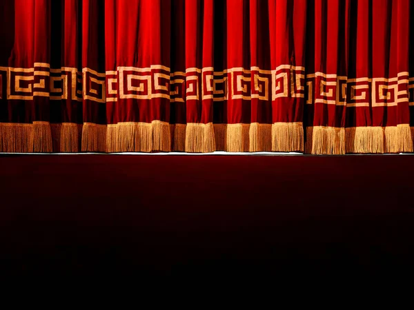 Theatervorhang Mit Showlicht Und Dunklen Schatten — Stockfoto