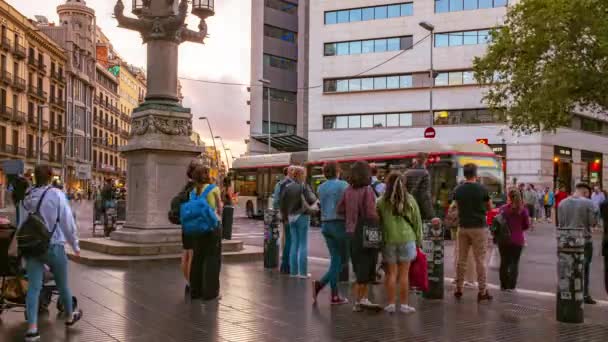 Zeitraffer Auf Der Rambla Barcelona Spanien Mai 2023 Spaziergänger Lebhaften — Stockvideo