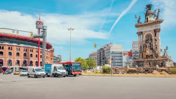 スペイン バルセロナ スペインの場所でのタイムラプス 2023年5月4日 スペインの場所は 街の豊かな歴史 建築の驚異 そして賑やかな雰囲気を紹介する壮大な広場です — ストック動画