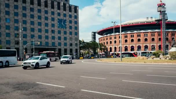 スペイン バルセロナ スペインの場所でのタイムラプス 2023年5月11日 スペインの場所は 街の豊かな歴史 建築の驚異 そして賑やかな雰囲気を紹介する壮大な広場です — ストック動画