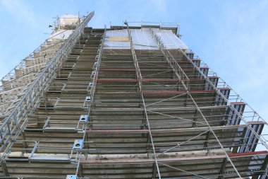 HAAG OBERBAYERN, Almanya - 23 Aralık 2014: Schlossturm Şato Kulesi yapım aşamasında. Yüksek kalite fotoğraf