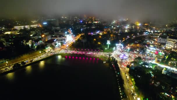 Вид Воздуха Город Лат Ночью Красивый Туристический Пункт Центральном Высокогорье — стоковое видео