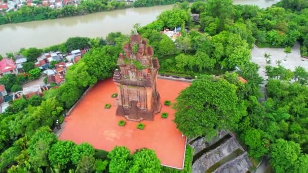Aerial View Nhan Tower Phu Yen Vietnam Tower Artistic Architectural — Vídeo de Stock