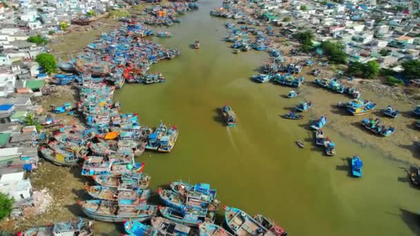 Fishing Village Seen Hundreds Boats Anchored Both Sides River Avoid — Stock Video