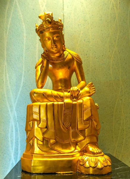 Tay Ninh Vietnã Março 2022 Estátuas Bronze Arenito Santos Através — Fotografia de Stock